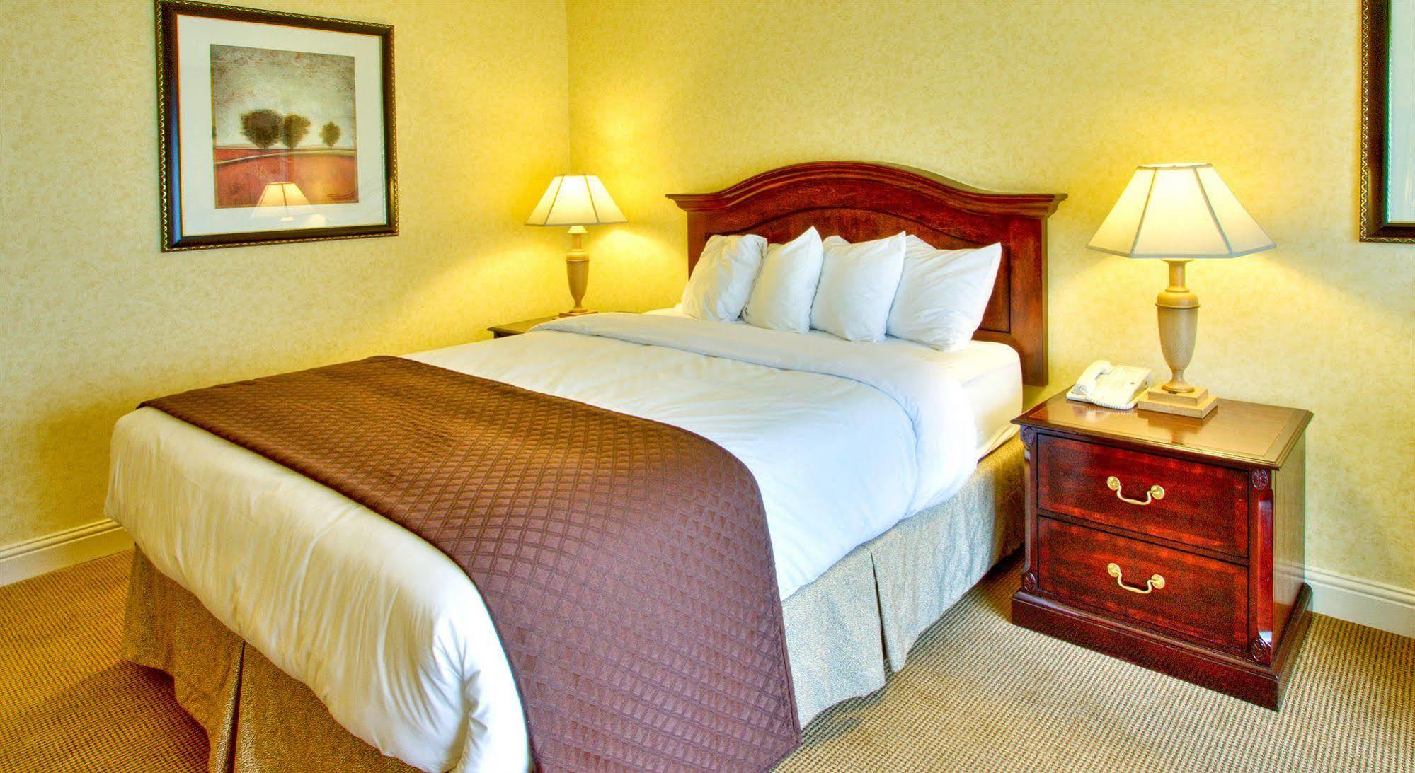 Inn At The Commons Medford Buitenkant foto