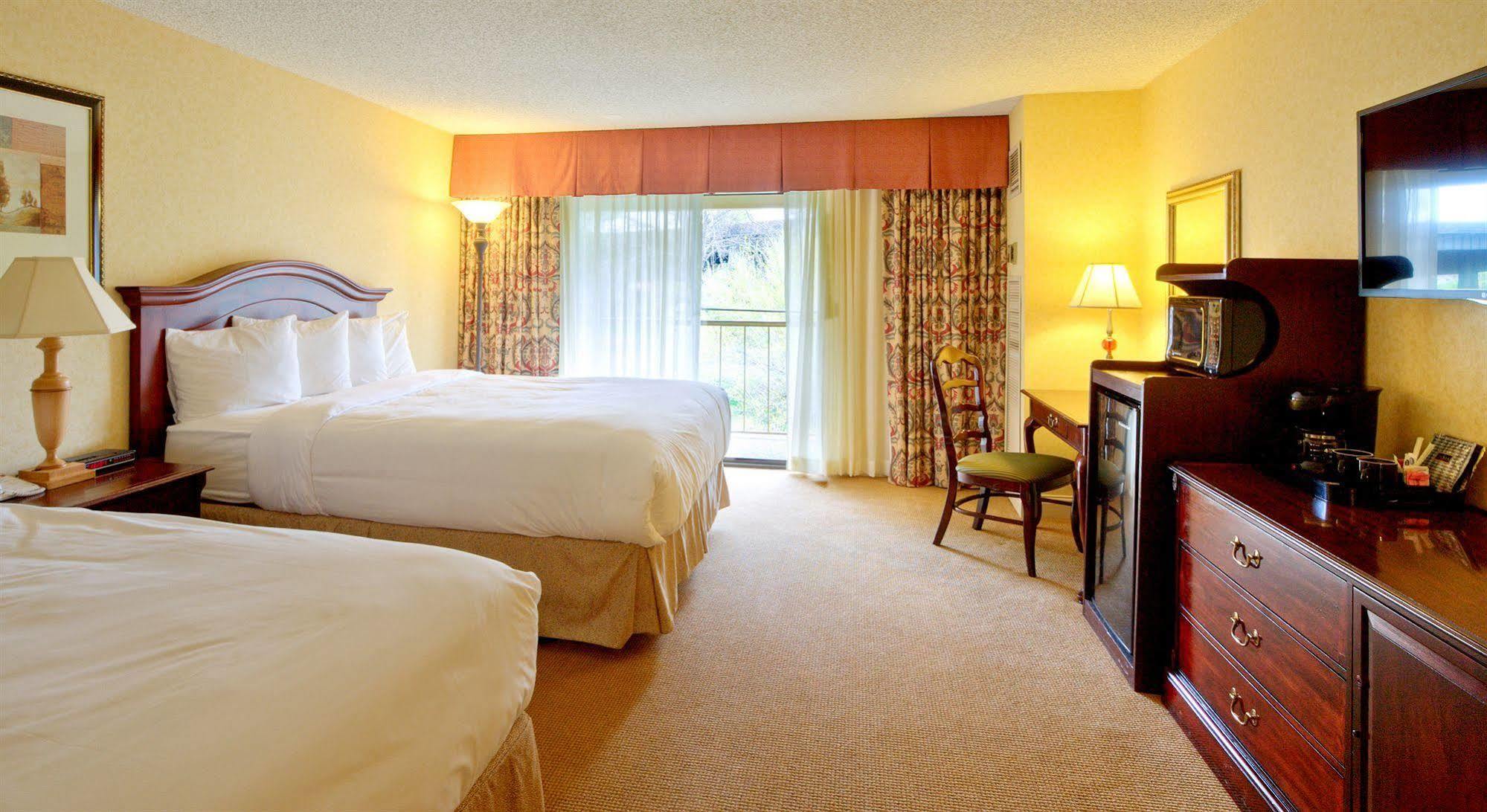 Inn At The Commons Medford Buitenkant foto