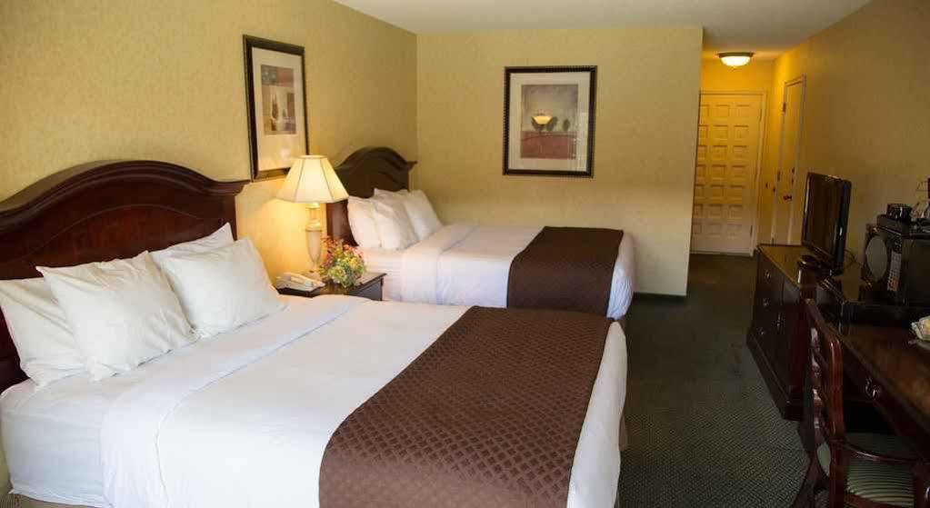 Inn At The Commons Medford Buitenkant foto