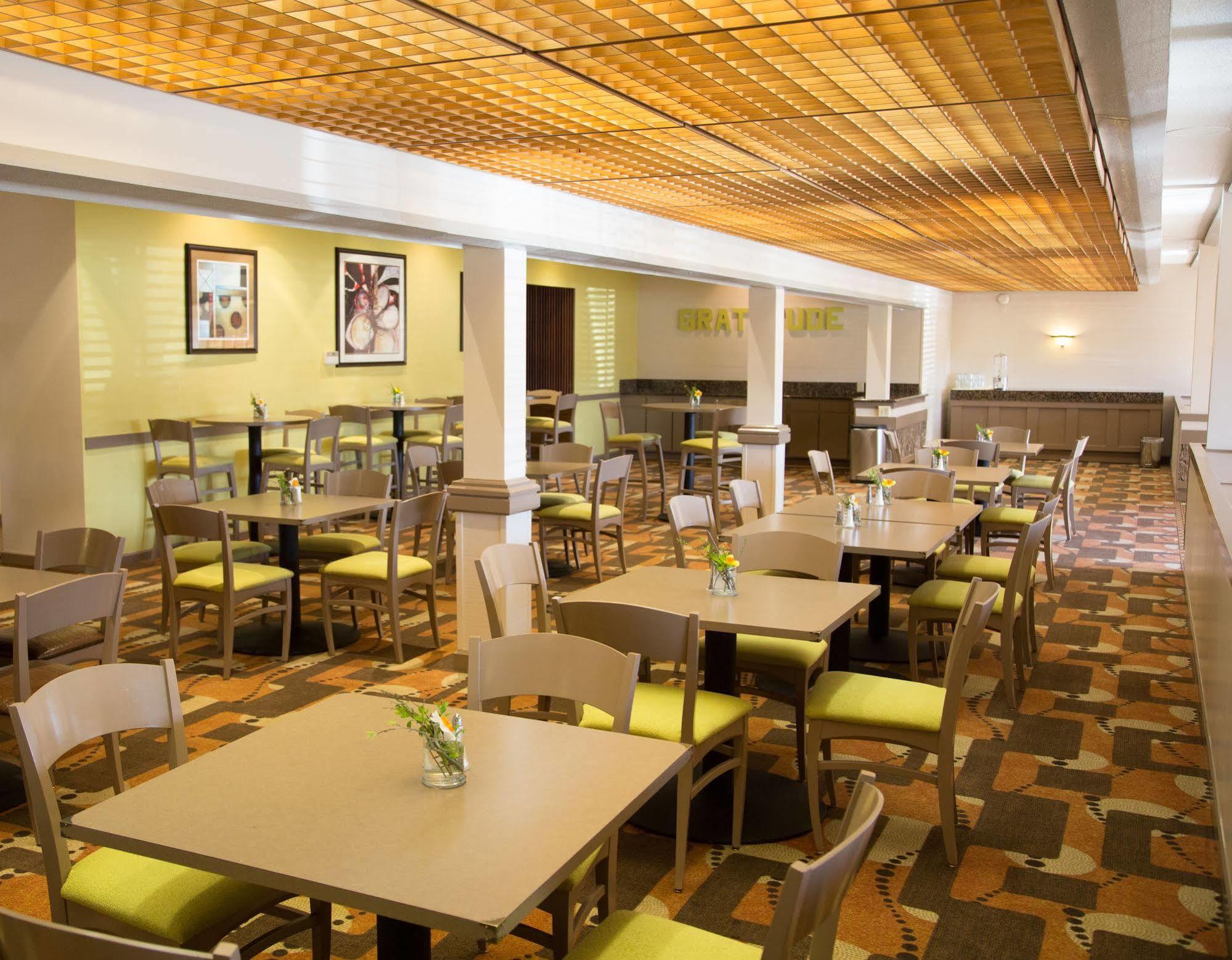 Inn At The Commons Medford Buitenkant foto