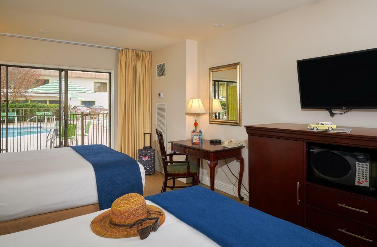 Inn At The Commons Medford Buitenkant foto
