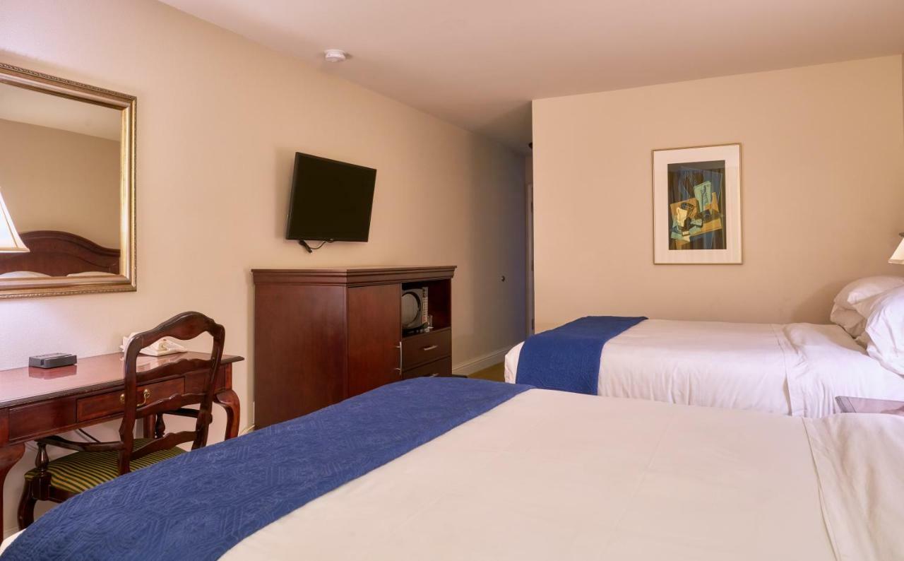 Inn At The Commons Medford Buitenkant foto